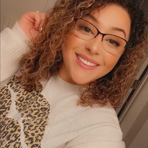 Meet your Posher, Cierra